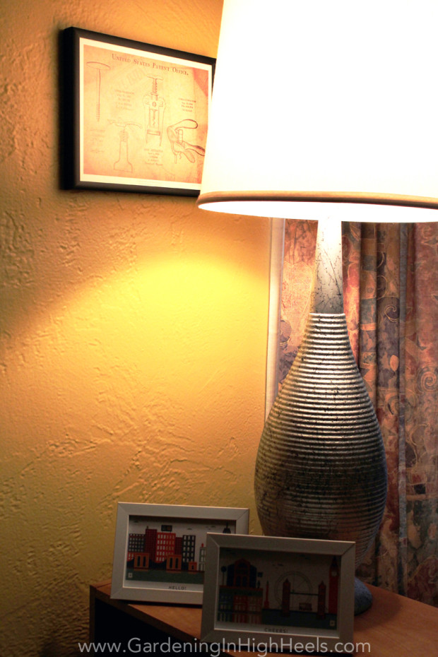Super simple lamp makeover using spray paint. New lamps in under an hour for about $10!